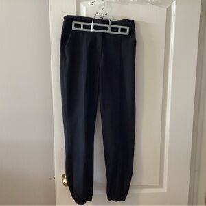 Lululemon Warpstreme Jogger. Size 27.  B4